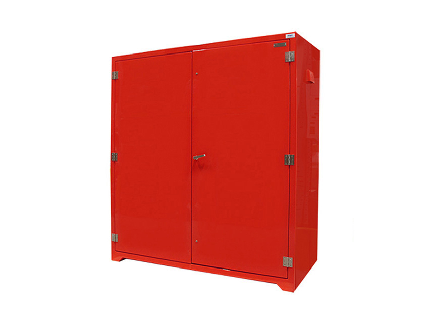 SG02010 GRP storage cabinet: DMO-01 Dräger Marine & Offshore cabinets are designed for tough offshore conditions. Manufactured from durable GRP material, these cabinets are rated to IP56, certified by Lloyds. All cabinets are manufactured with stainless steel locks and hinges. The cabinets can be configured to suit different storage requirements.